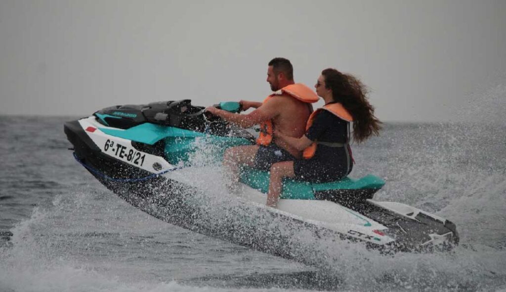 Jet Ski Rent Voyagco Discover Doha Qatar